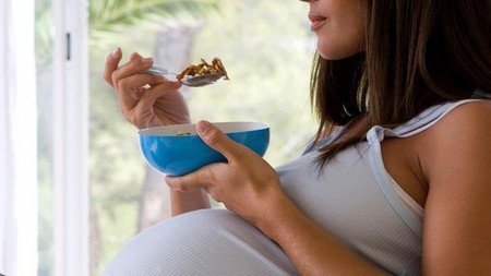 Что нельзя кушать беременным 